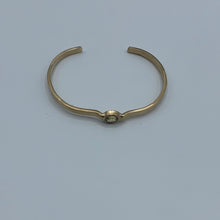 Load image into Gallery viewer, Chrysoberyl Roma Cuff